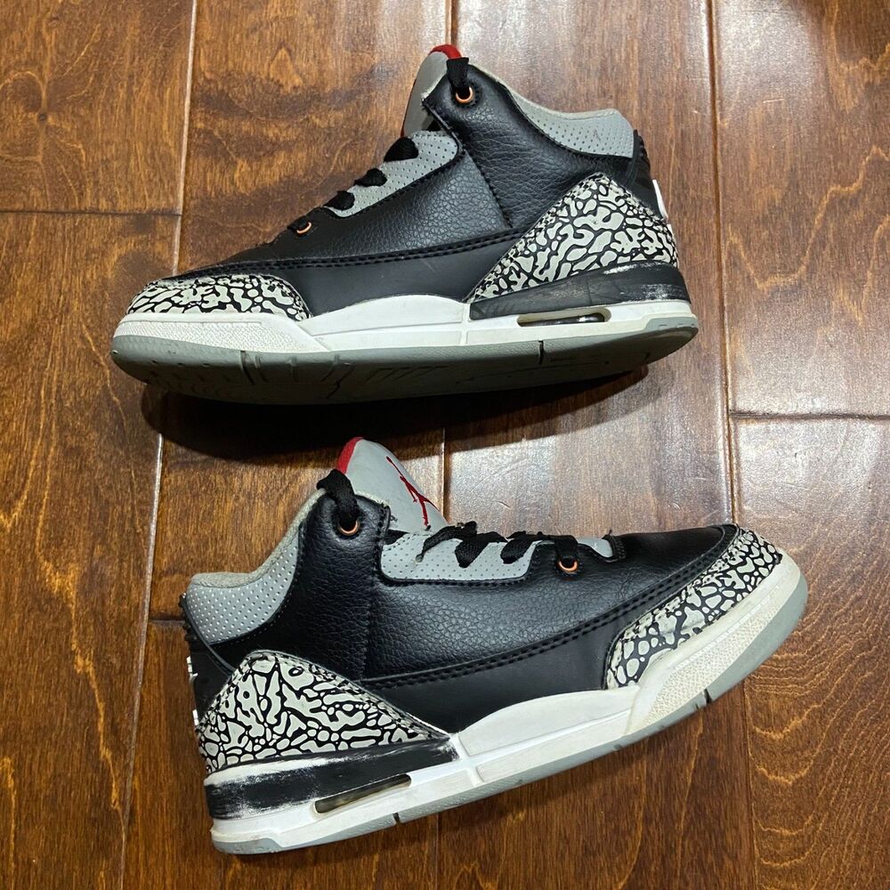 Nike Air Jordan 3 Retro OG Black Cement 2023 Kids Shoes Sneakers Size 2.5Y - Picture 3 of 9